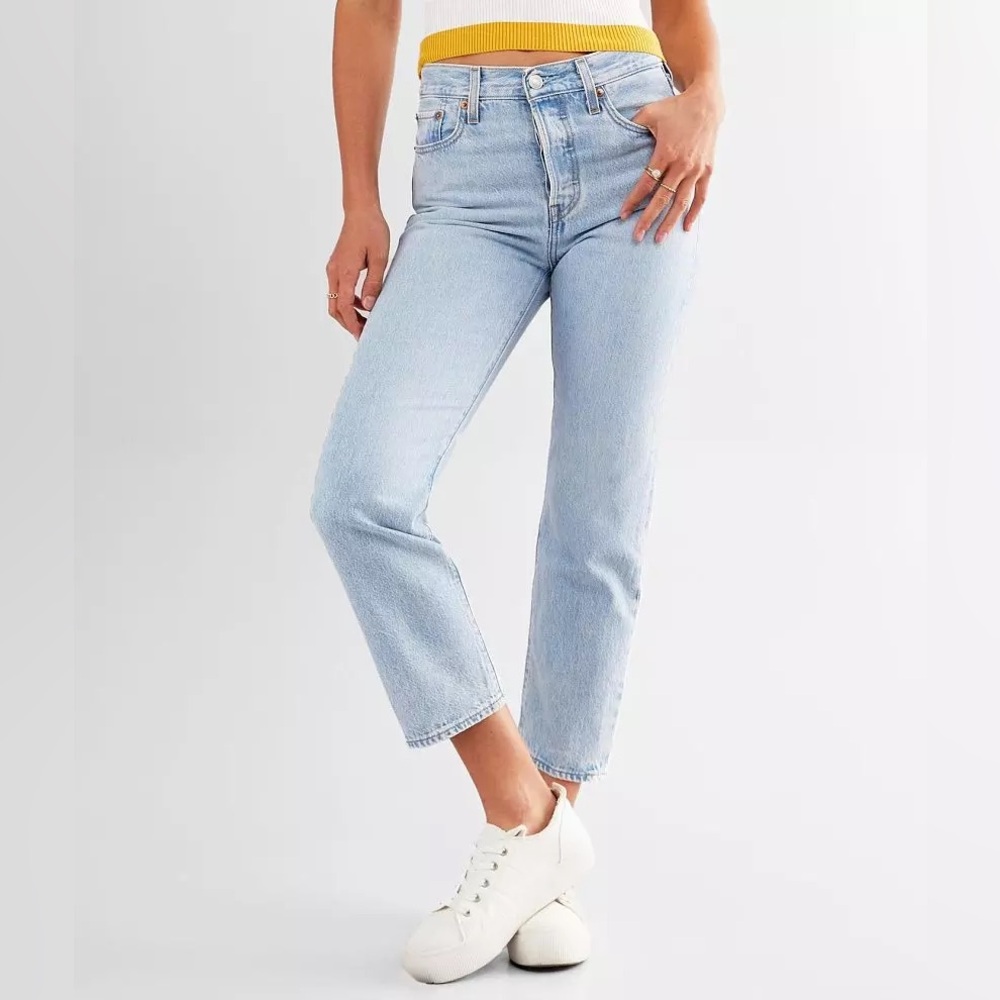 Levi’s Wedgie Straight in Montgomery Baked